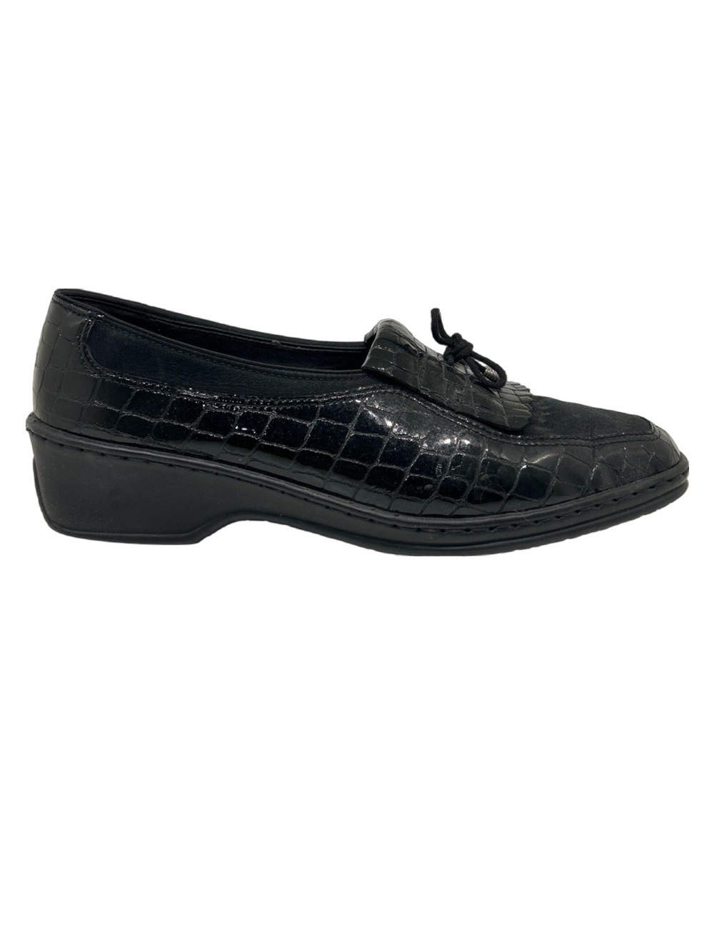 Black Croc-Embossed Women’s Loafer